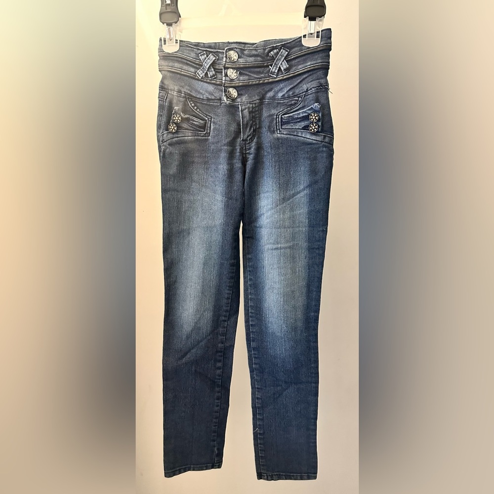 LIKE NEW light blue jeans
